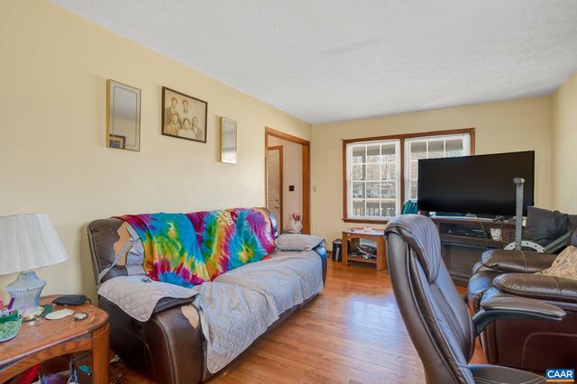 218 MAHAN RD, Cumberland, VA 23901