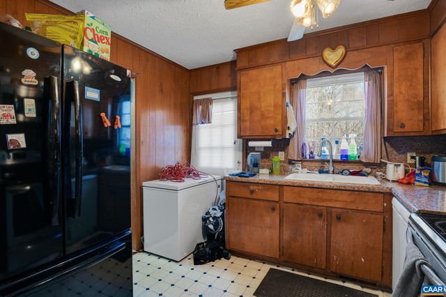 218 MAHAN RD, Cumberland, VA 23901