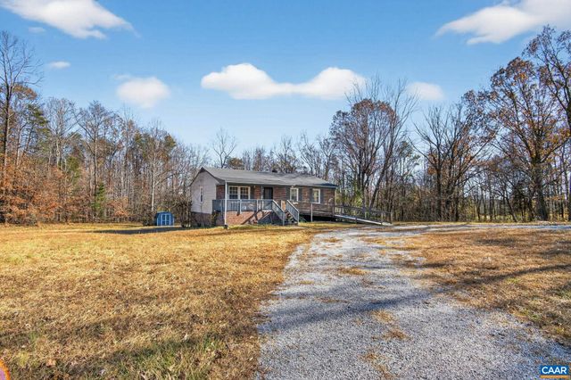 218 MAHAN RD, Cumberland, VA 23901