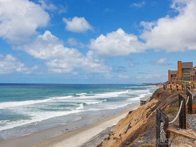 353 S. Sierrra Ave. 195, Solana Beach, CA 92075