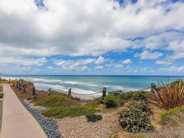 353 S. Sierrra Ave. 195, Solana Beach, CA 92075