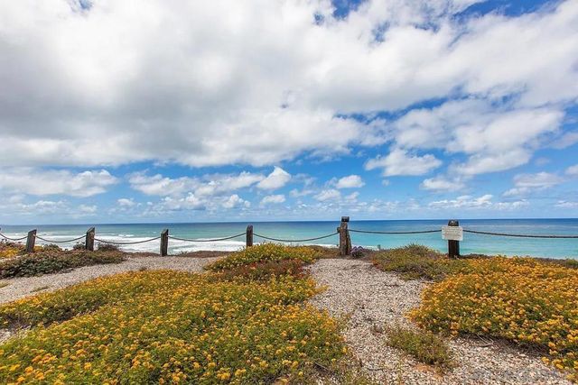 353 S. Sierrra Ave. 195, Solana Beach, CA 92075