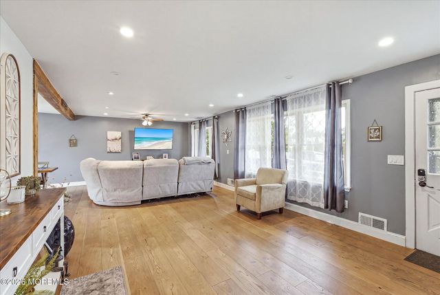 528 New York Avenue, Brick, NJ 08724