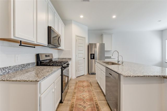 7319 Sunset Creek Drive, Richmond, TX 77469