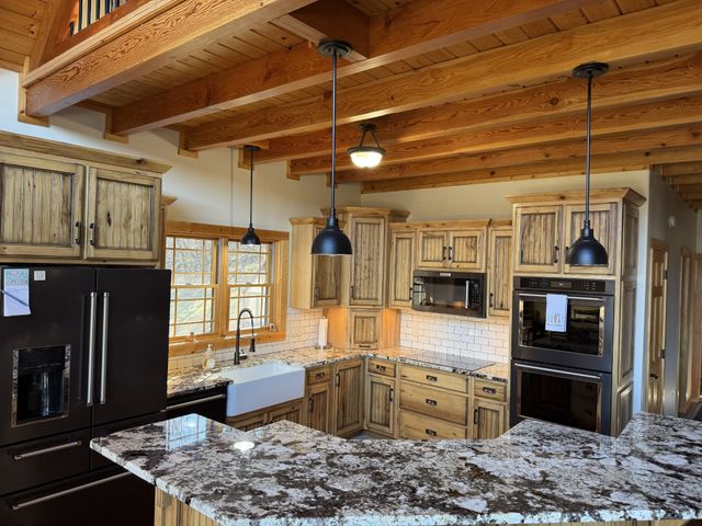 575 E Fork Rd, Whitleyville, TN 38588