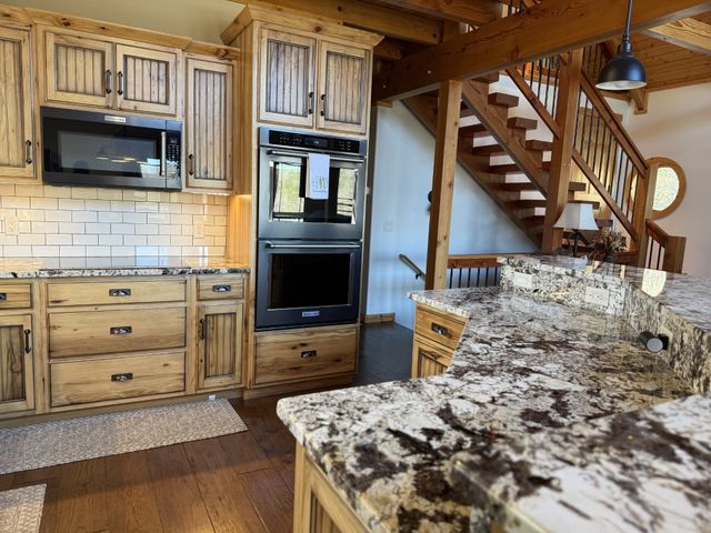 575 E Fork Rd, Whitleyville, TN 38588