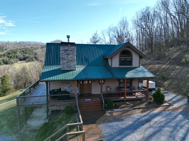 575 E Fork Rd, Whitleyville, TN 38588