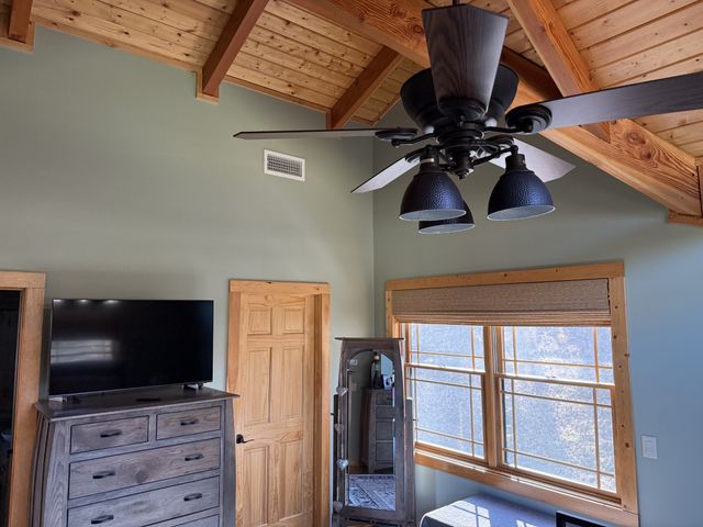 575 E Fork Rd, Whitleyville, TN 38588