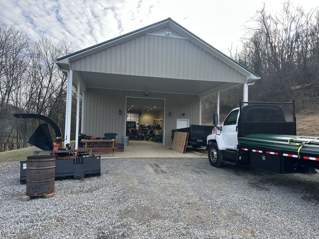 575 E Fork Rd, Whitleyville, TN 38588