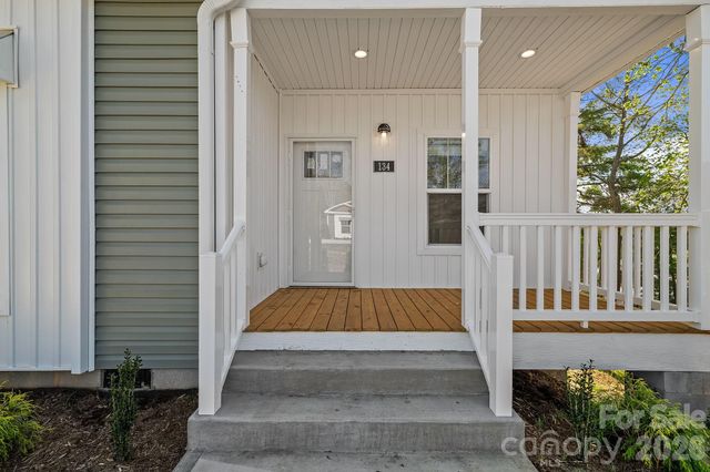 134 Bellamy Road, Asheville, NC 28806