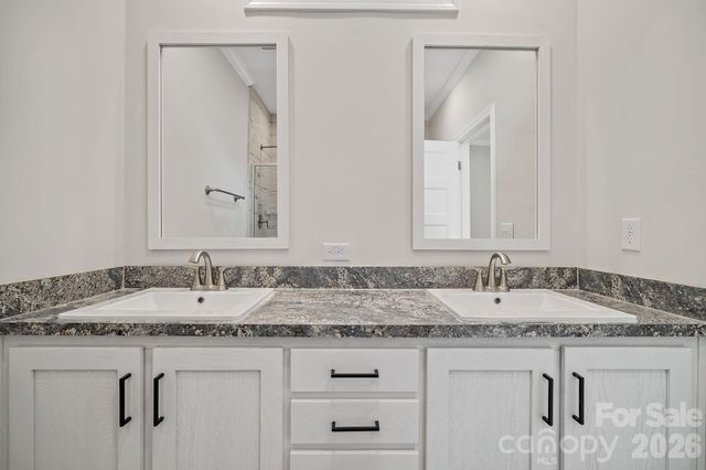 134 Bellamy Road, Asheville, NC 28806