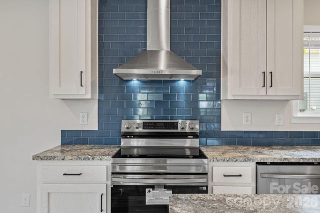 134 Bellamy Road, Asheville, NC 28806