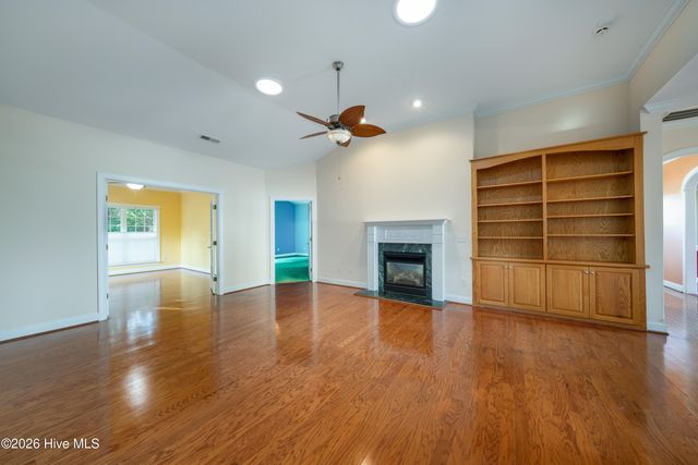 202 Longmeadow Drive, Wilmington, NC 28412