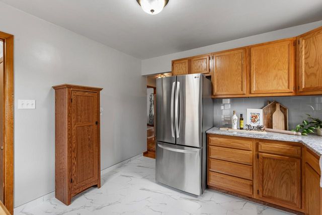 162 W Allerton AVENUE, Milwaukee, WI 53207