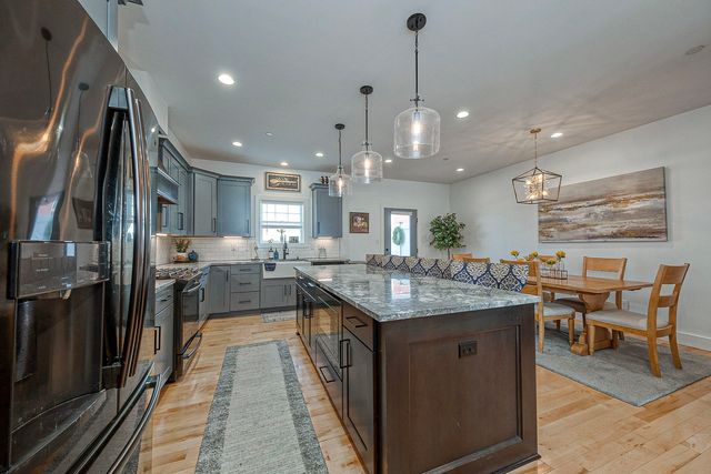 218 Park PLACE, Oakmont, PA 15139