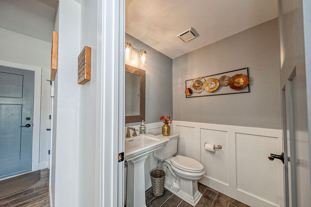 218 Park PLACE, Oakmont, PA 15139