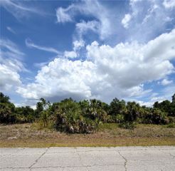 LONDON CIRCLE, North Port, FL 34288