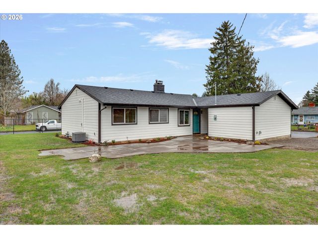 18124 Se STEPHENS St, Portland, OR 97233