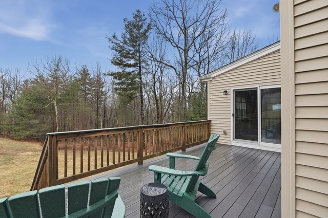 11 Howarth Drive, Upton, MA 01568