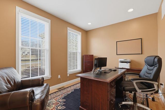 11 Howarth Drive, Upton, MA 01568