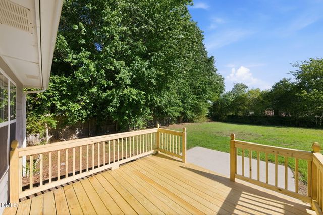 116 Winterfield Drive, Raeford, NC 28376