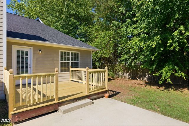 116 Winterfield Drive, Raeford, NC 28376