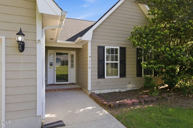 116 Winterfield Drive, Raeford, NC 28376