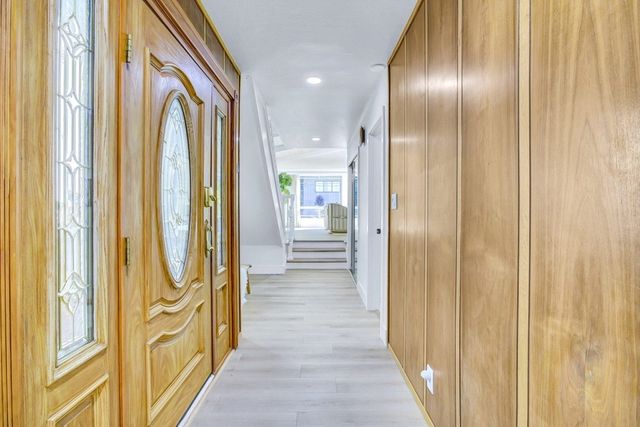 6635 6635 Banning Dr, Oakland, CA 94611