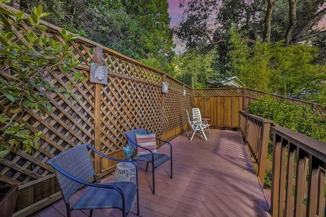 6635 6635 Banning Dr, Oakland, CA 94611