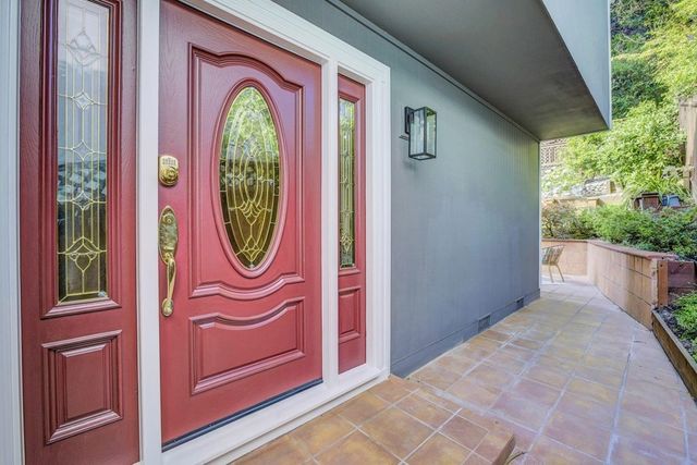 6635 6635 Banning Dr, Oakland, CA 94611