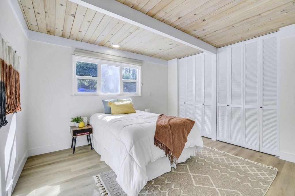 Image 22 of property listing at 6635 6635 Banning Dr, Oakland, CA 94611