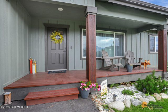 1195 E Mountain Peak Loop, Palmer, AK 99645
