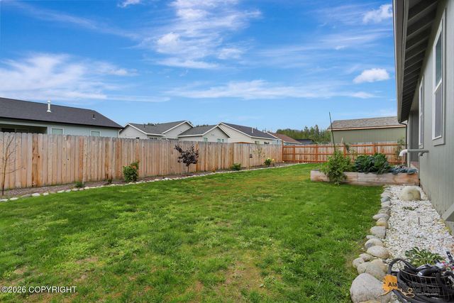 1195 E Mountain Peak Loop, Palmer, AK 99645