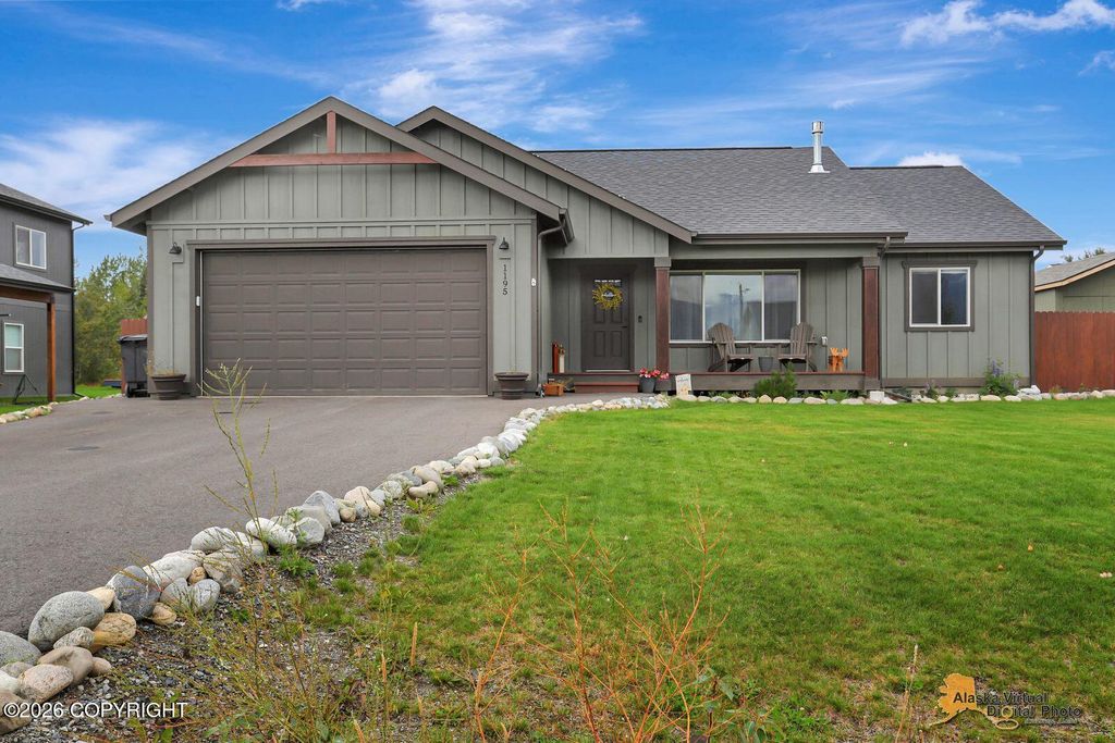 1195 E Mountain Peak Loop, Palmer, AK 99645