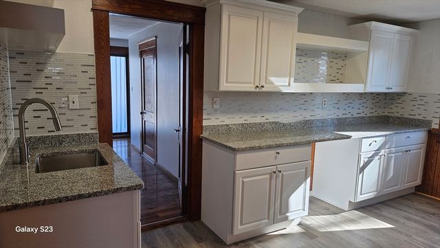 17 Cleveland Ave 3, Worcester, MA 01603