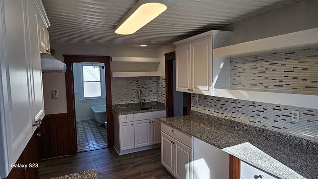 17 Cleveland Ave 3, Worcester, MA 01603