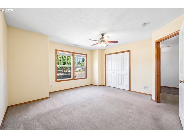 257 N KNIGHTS BRIDGE Rd, Canby, OR 97013