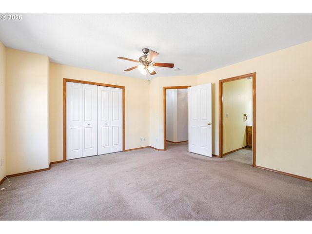 257 N KNIGHTS BRIDGE Rd, Canby, OR 97013