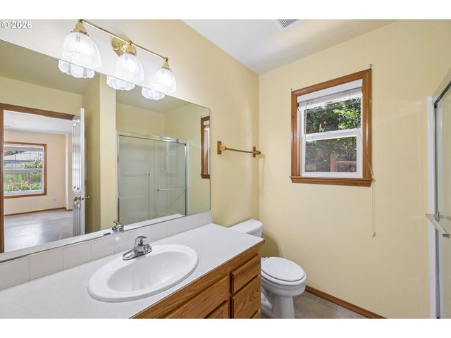 257 N KNIGHTS BRIDGE Rd, Canby, OR 97013