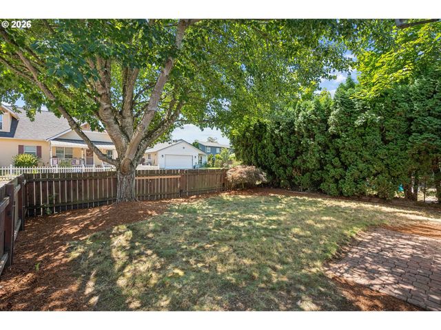 257 N KNIGHTS BRIDGE Rd, Canby, OR 97013