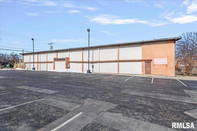 1025 S 5TH Street, Springfield, IL 62703