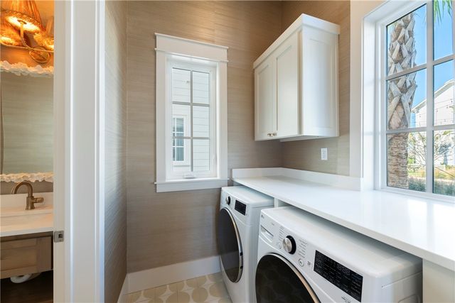 146 Speckled Egg, Port Aransas, TX 78373