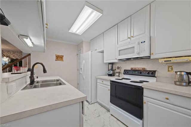 1003 Island QUAY, Newport News, VA 23602