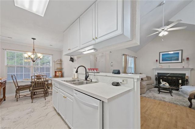 1003 Island QUAY, Newport News, VA 23602