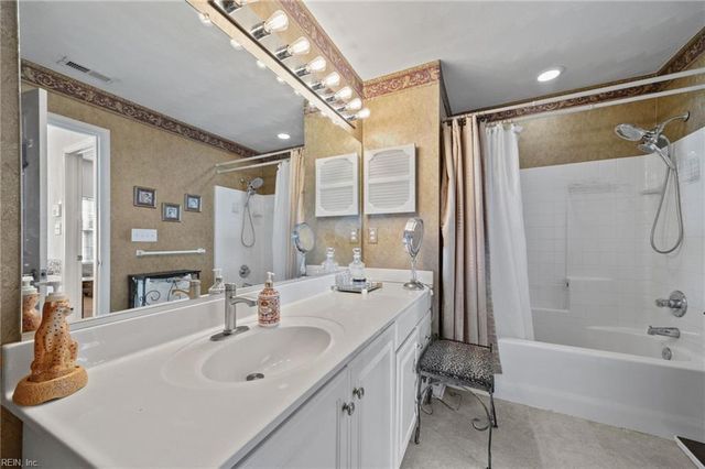 1003 Island QUAY, Newport News, VA 23602