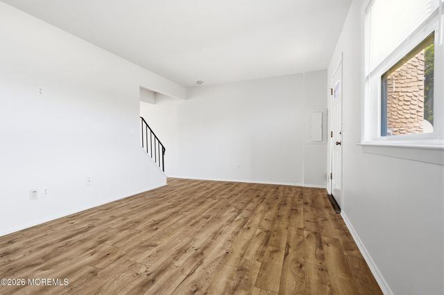 180 Greenwood Loop Road, Brick, NJ 08724