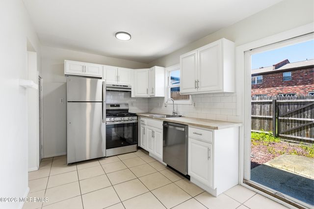 180 Greenwood Loop Road, Brick, NJ 08724