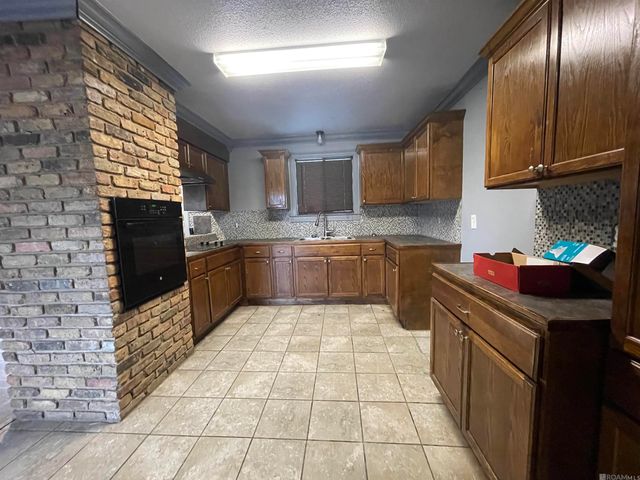 3320 Monterrey Dr, Baton Rouge, LA 70814