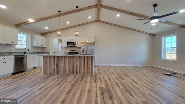 14630 BAIN RD, Hancock, MD 21750