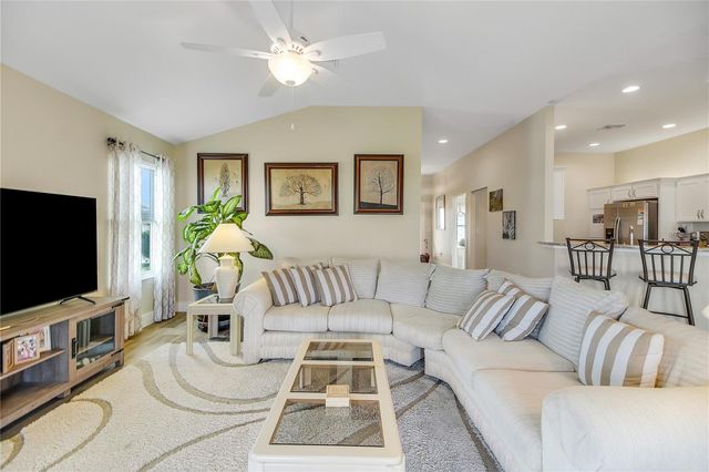 3323 ROHAN ROAD, Oxford, FL 34484